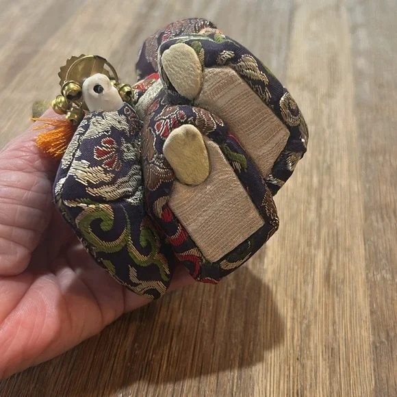 Vintage Japanese Kimekomi Doll. Kimono Doll. - Picture 6 of 15